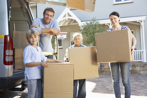 Checklist and preparation for booking a moving truck in Holland Park